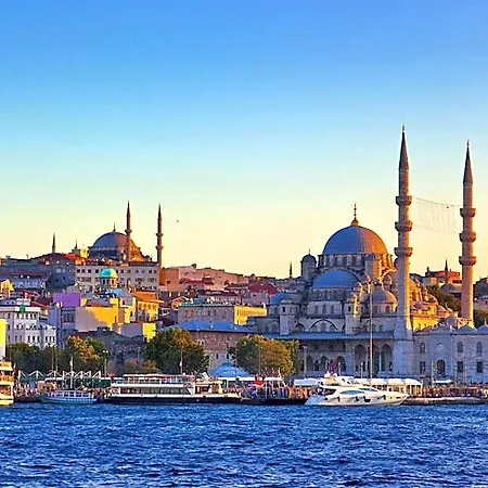 Sirkeci Grand Family & Hotel