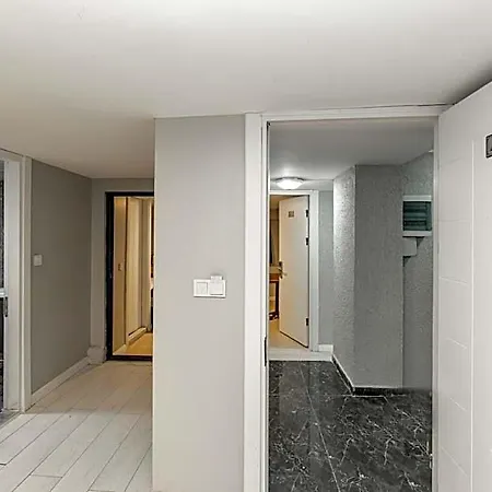 Sirkeci Grand Family & 3* Istanbul