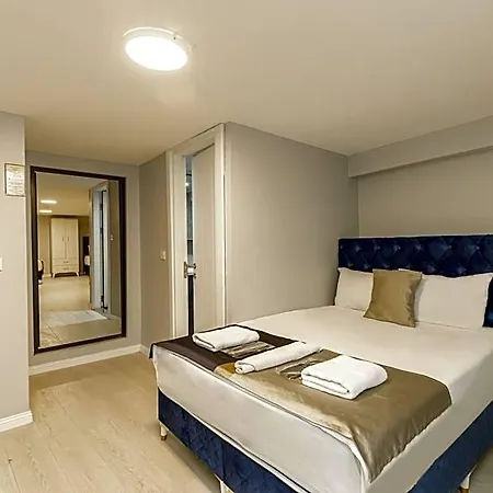 Sirkeci Grand Family & Hotel