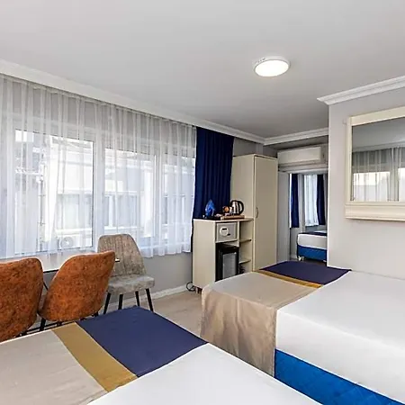 Sirkeci Grand Family & Hotel 3*