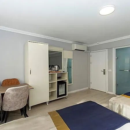 Hotel Sirkeci Grand Family & 3*
