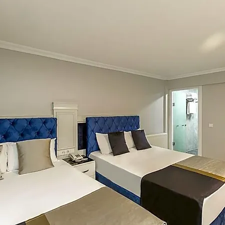 Sirkeci Grand Family & Hotel